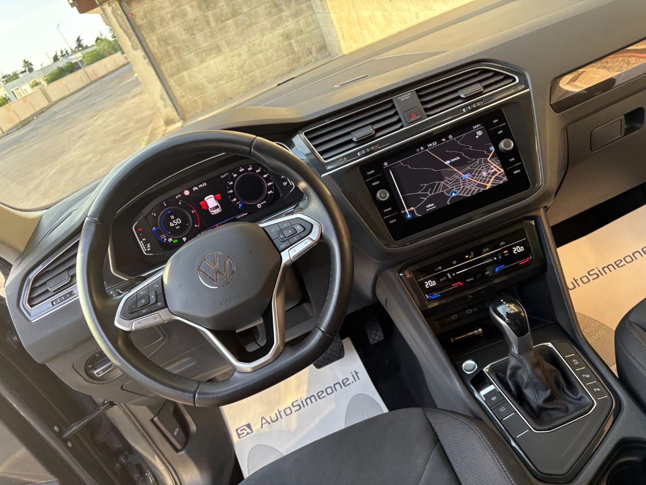 VOLKSWAGEN Tiguan 2.0 TDI 150 CV SCR DSG Elegance VIRTUAL - 23