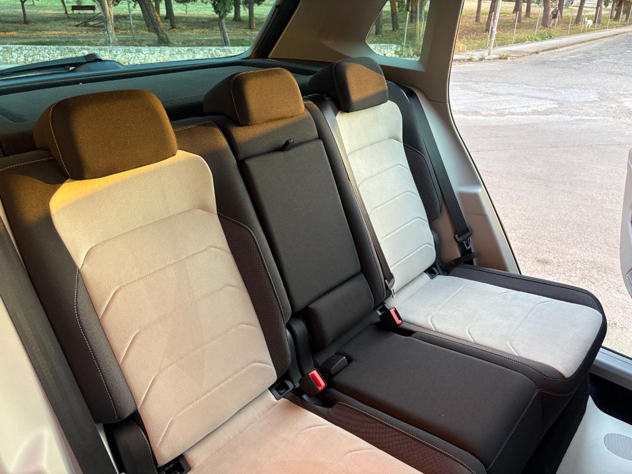 VOLKSWAGEN Tiguan 2.0 TDI 150 CV SCR DSG Elegance VIRTUAL - 16