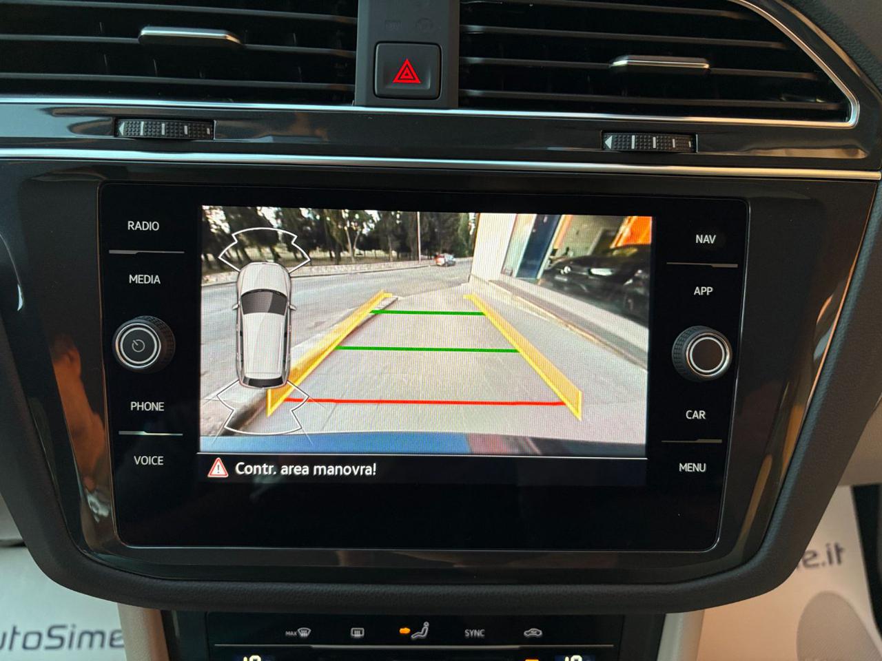 VOLKSWAGEN Tiguan 2.0 TDI 150 CV SCR DSG Elegance VIRTUAL - 19