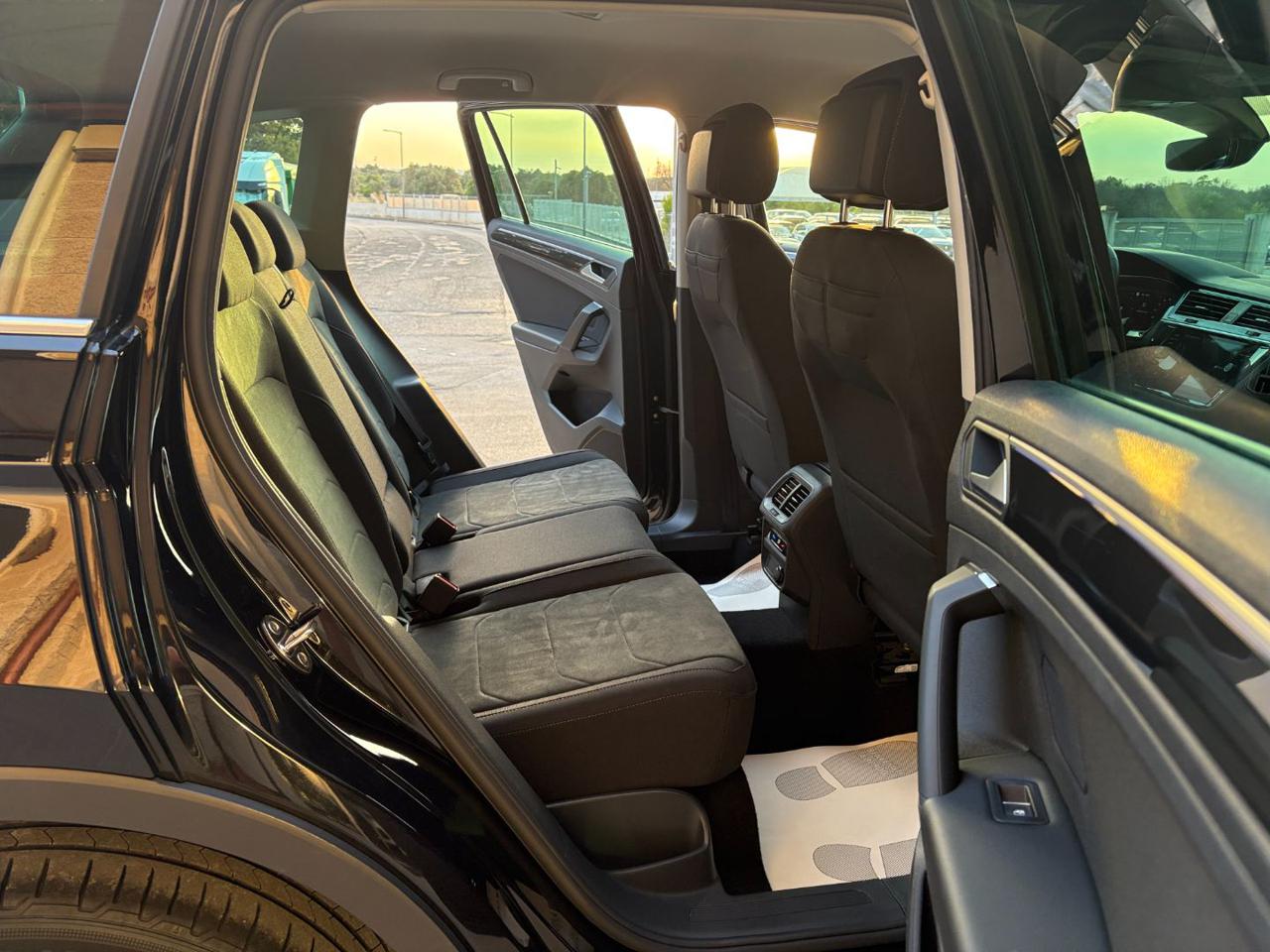 VOLKSWAGEN Tiguan 2.0 TDI 150 CV SCR DSG Elegance VIRTUAL - 11