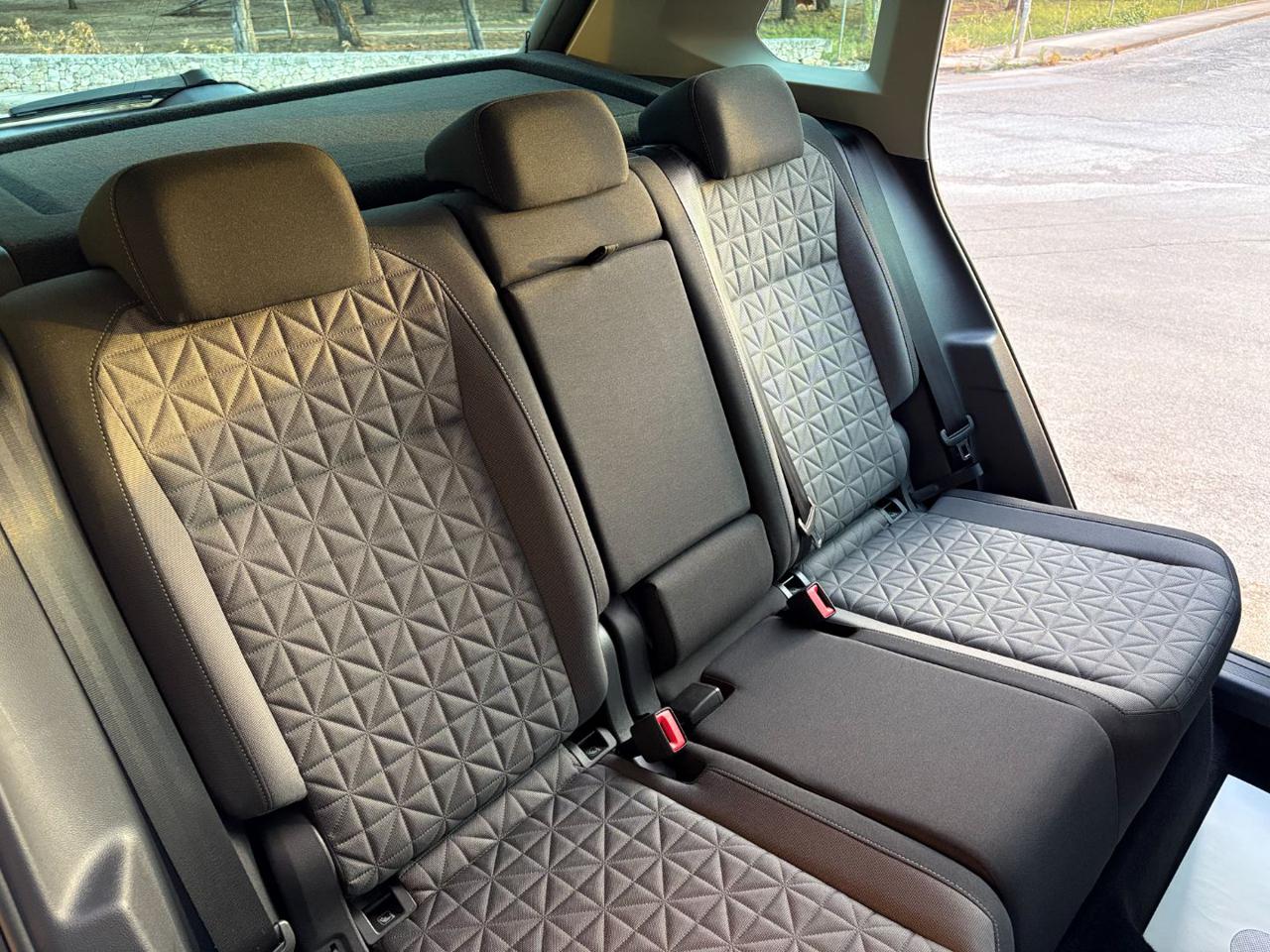 VOLKSWAGEN Tiguan 2.0 TDI 150 CV SCR DSG Life - 22