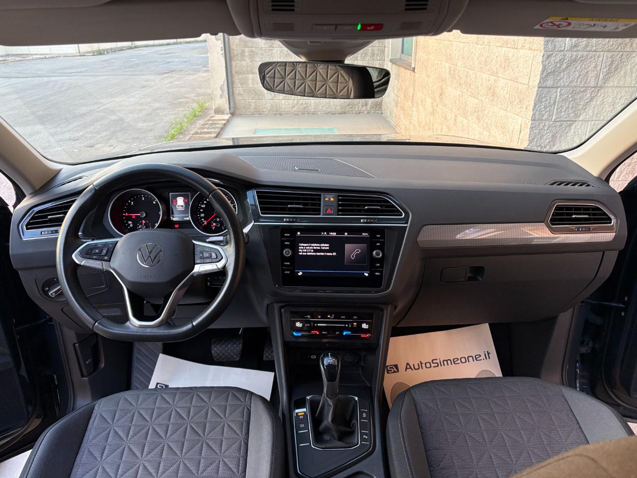 VOLKSWAGEN Tiguan 2.0 TDI 150 CV SCR DSG Life - 12