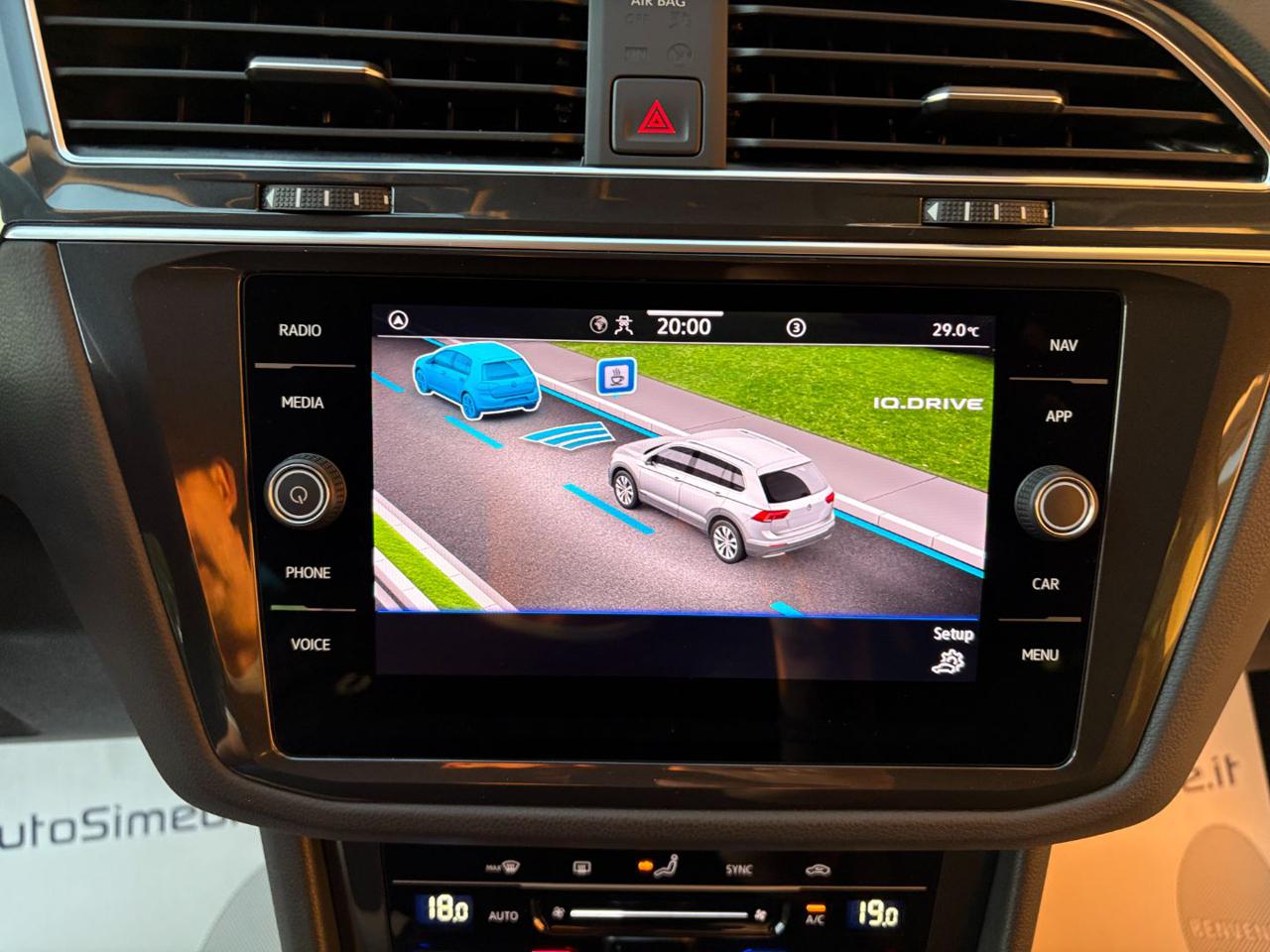 VOLKSWAGEN Tiguan 2.0 TDI 150 CV SCR DSG Life - 20