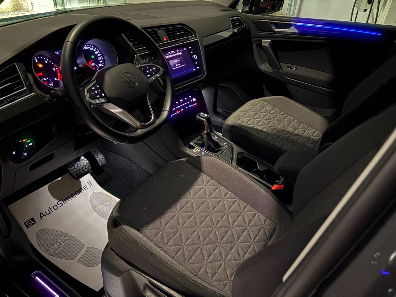 VOLKSWAGEN Tiguan 2.0 TDI 150 CV SCR DSG Life - 15