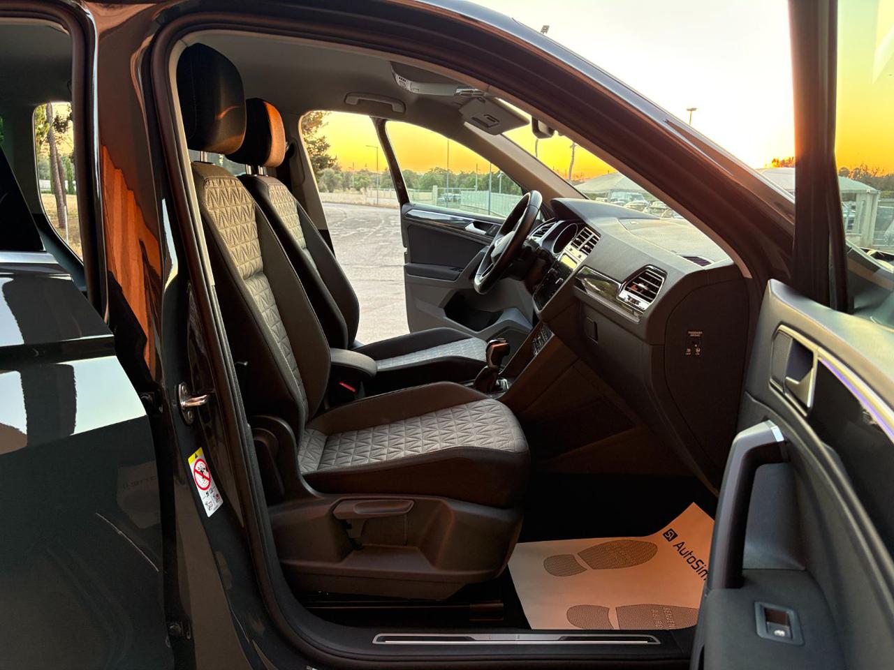 VOLKSWAGEN Tiguan 2.0 TDI 150 CV SCR DSG Life - 9