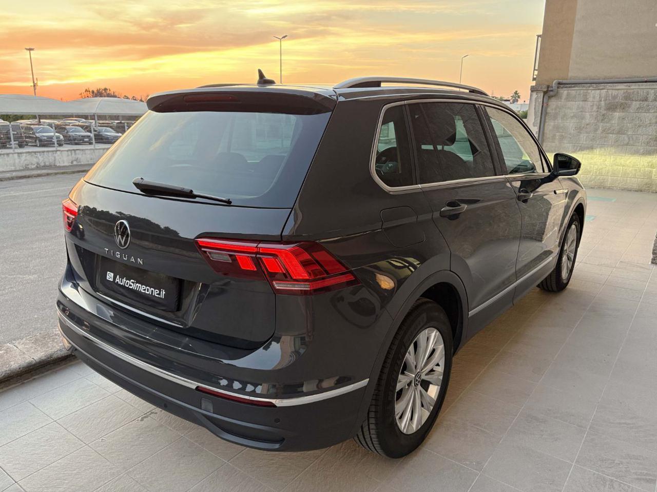 VOLKSWAGEN Tiguan 2.0 TDI 150 CV SCR DSG Life - 5