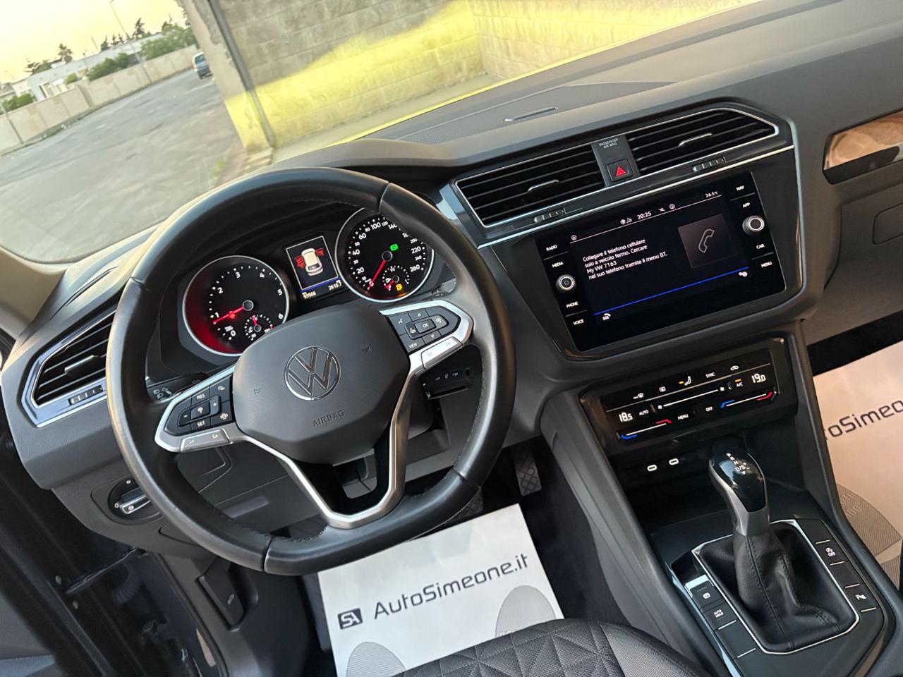 VOLKSWAGEN Tiguan 2.0 TDI 150 CV SCR DSG Life - 25