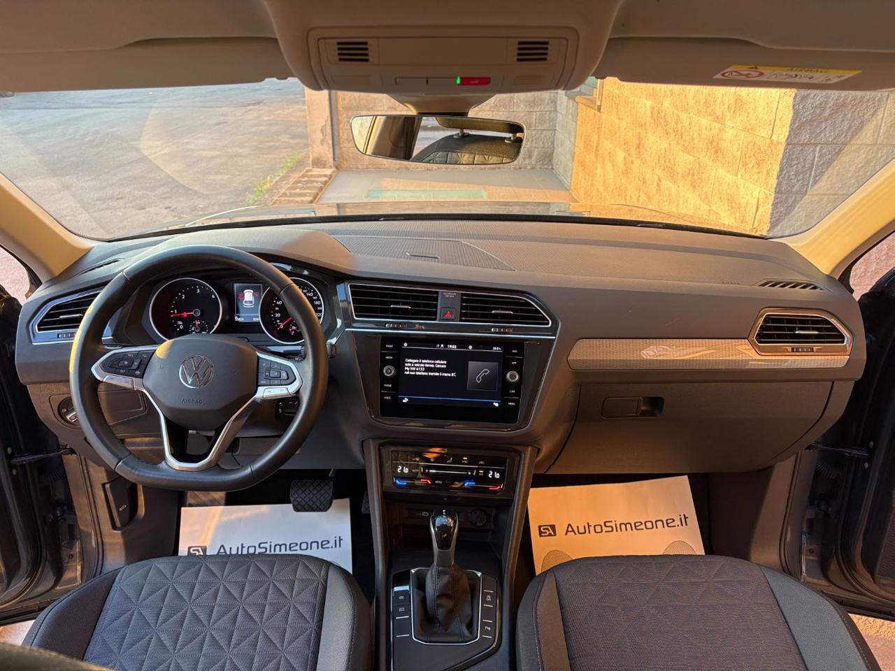 VOLKSWAGEN Tiguan 2.0 TDI 150 CV SCR DSG Life - 12