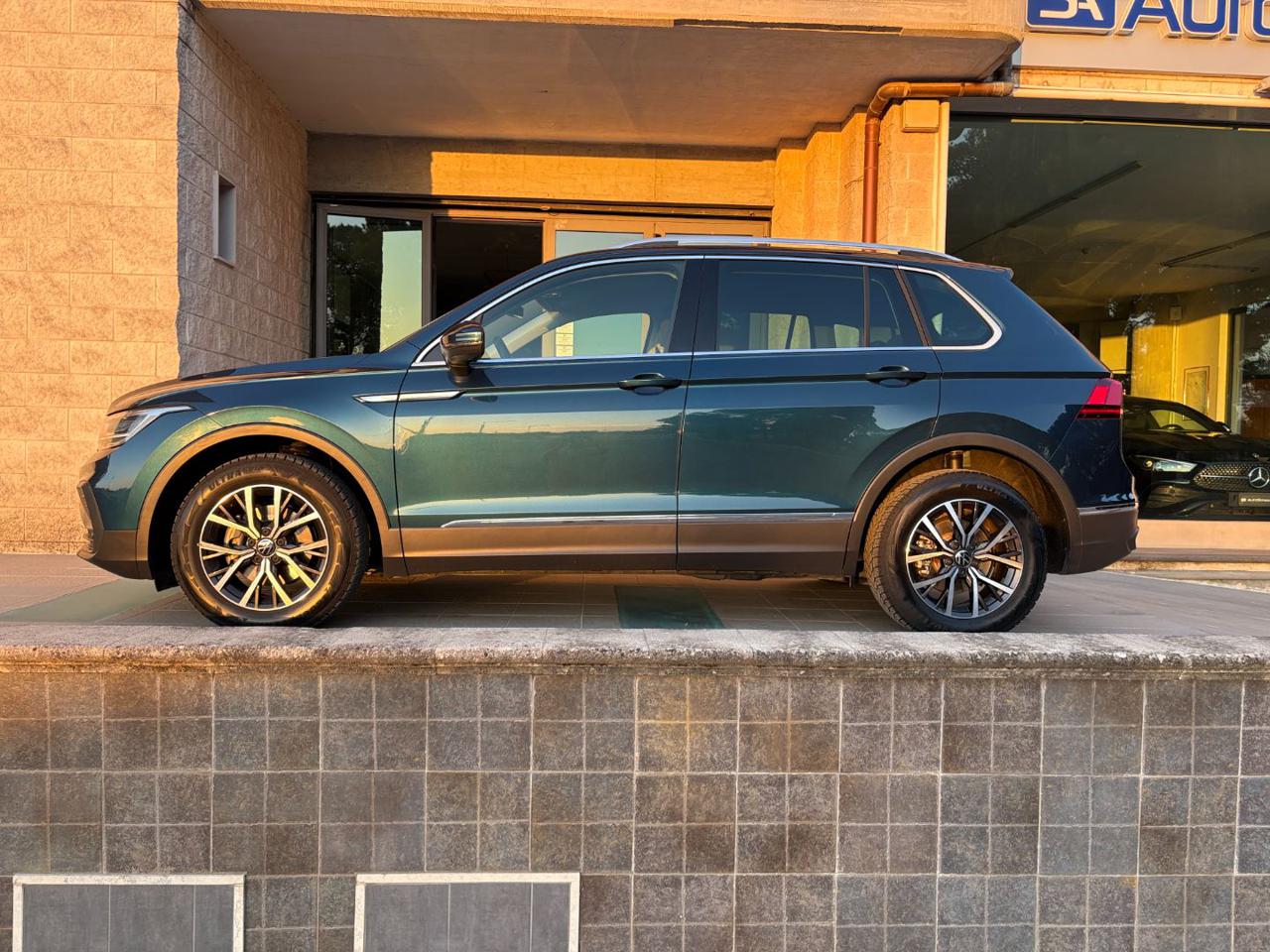VOLKSWAGEN Tiguan 2.0 TDI 150 CV SCR DSG Life VIRTUAL - 8