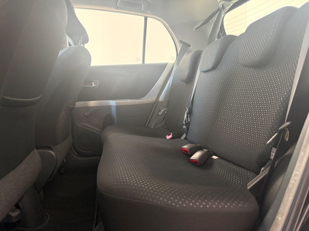 TOYOTA Yaris 1.0 5PORTE Sol - 17