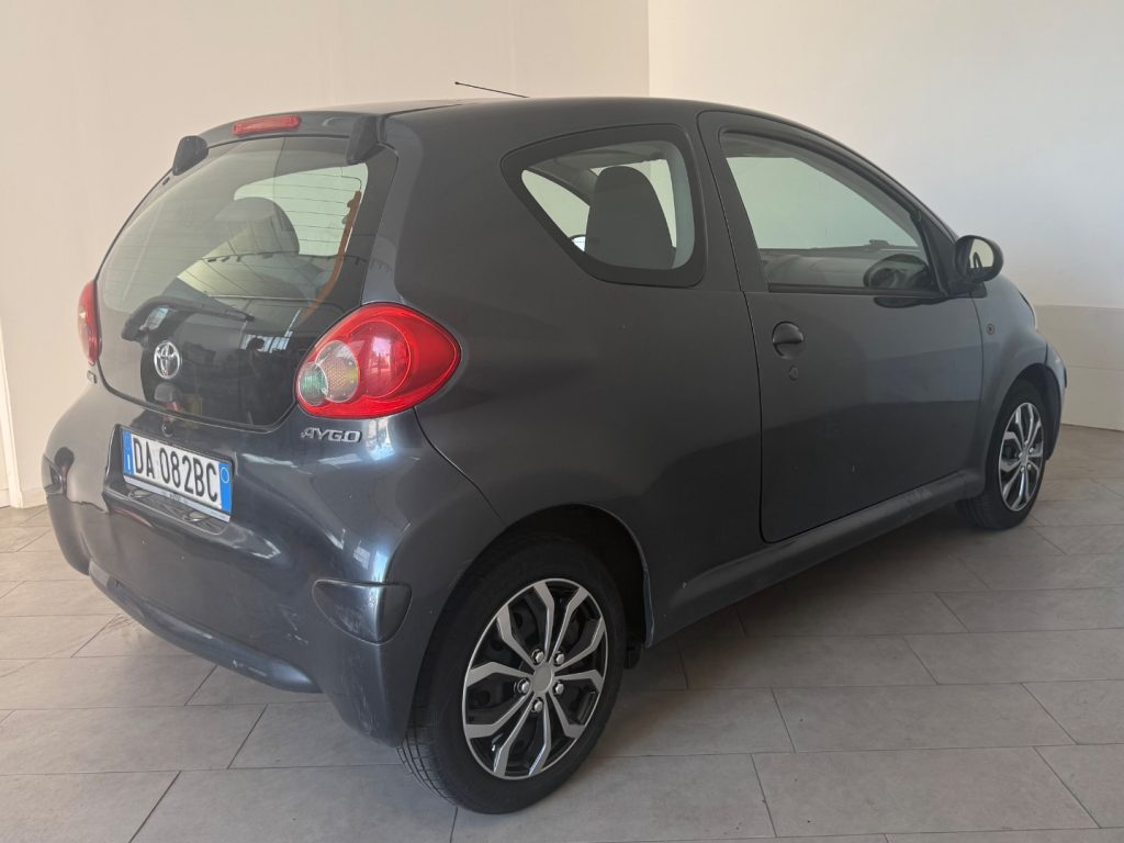TOYOTA Aygo 1.0 12V VVT-i 3. porte Sol - 6