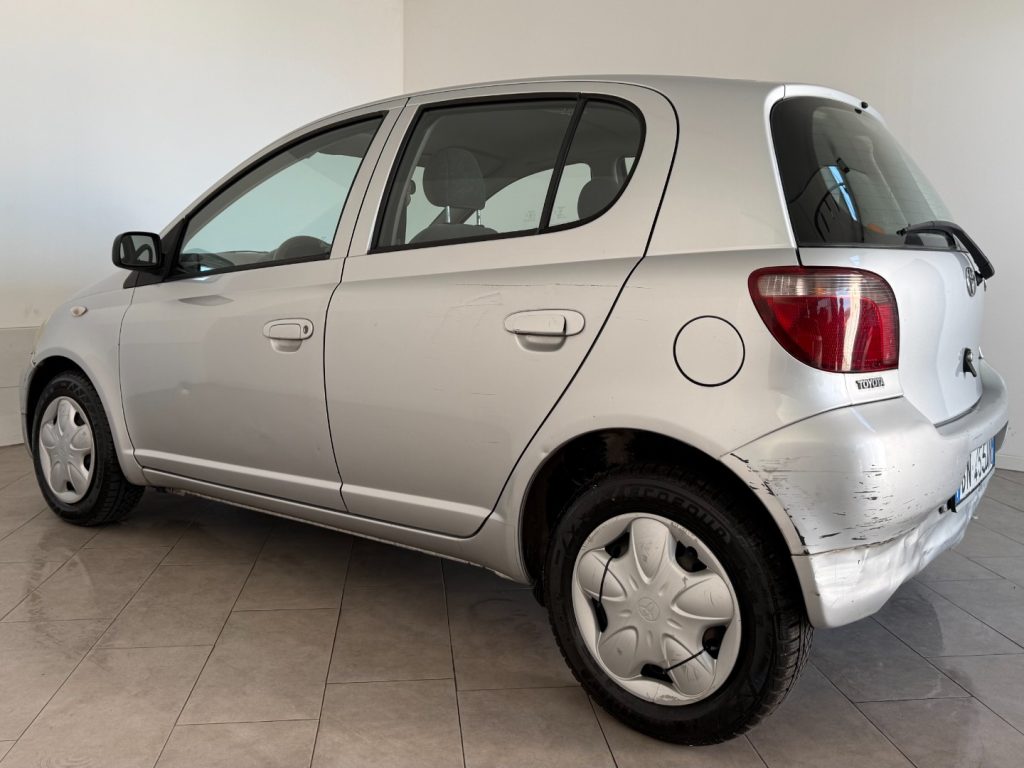 TOYOTA Yaris 1.0i 16V cat 5 porte Sol - 5