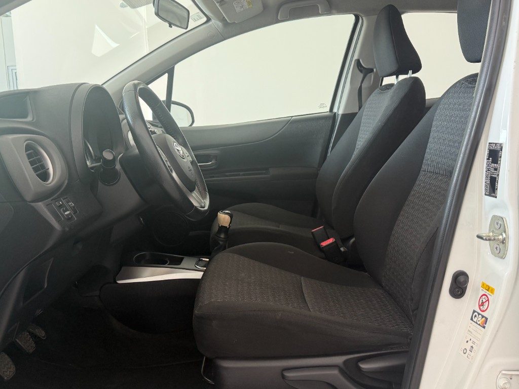 TOYOTA Yaris 1.0 5 porte Trend - 18
