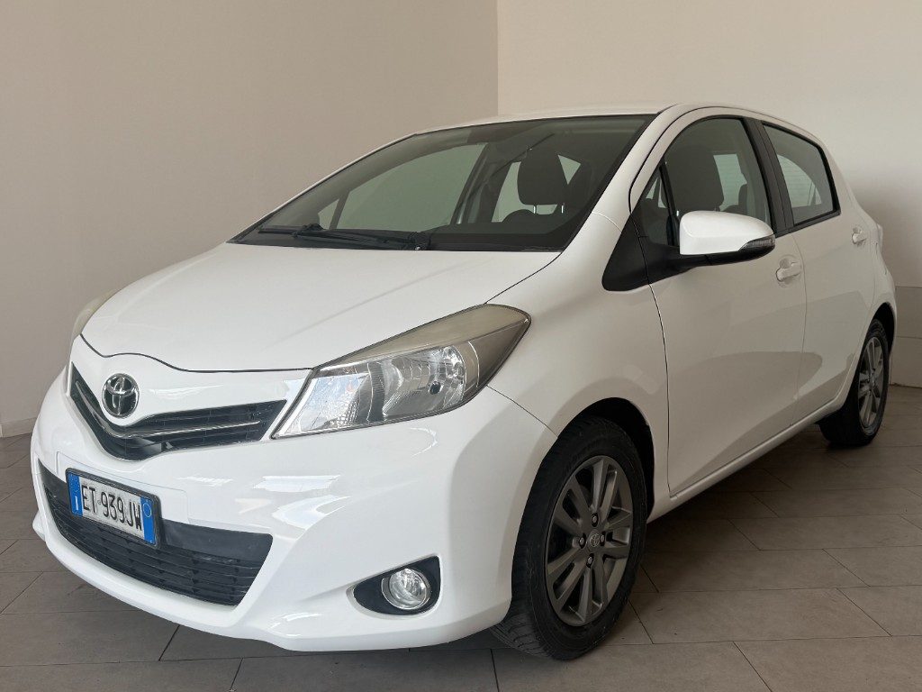 TOYOTA Yaris 1.0 5 porte Trend - 2