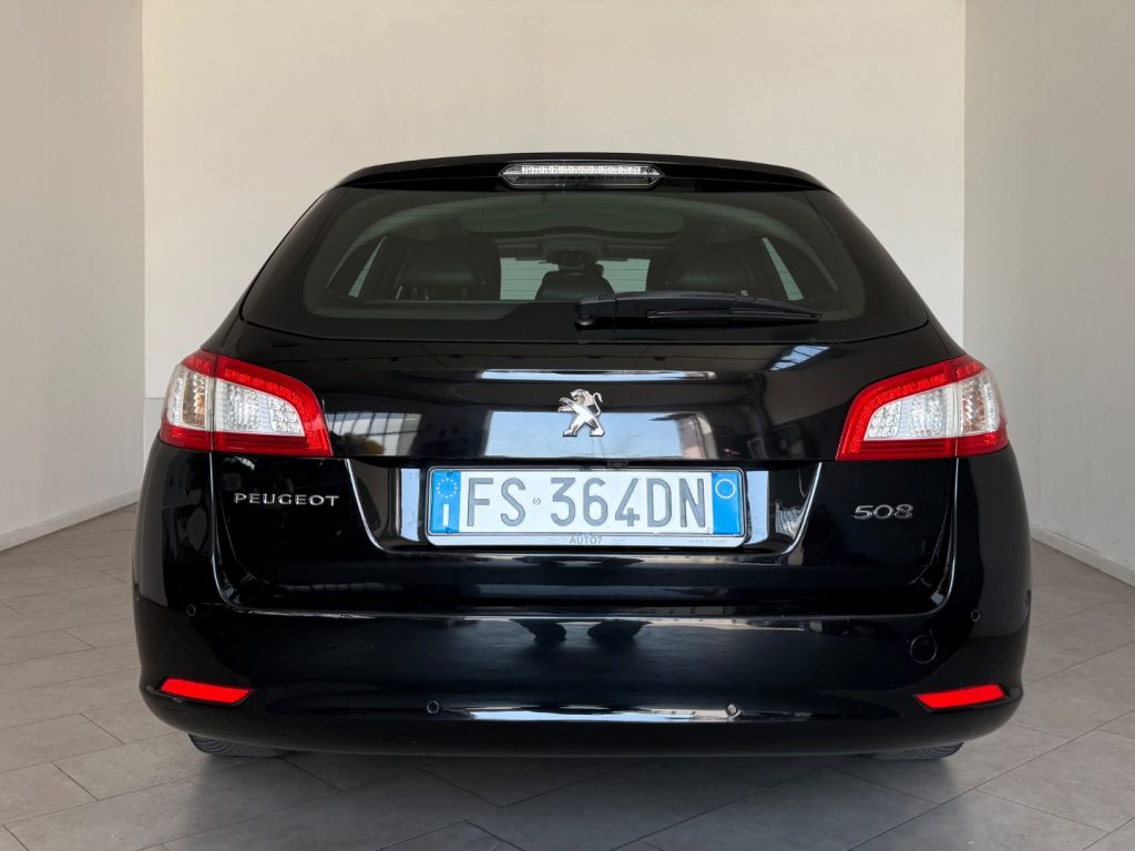 PEUGEOT 508 BlueHDi 120 S&S SW Allure - 4