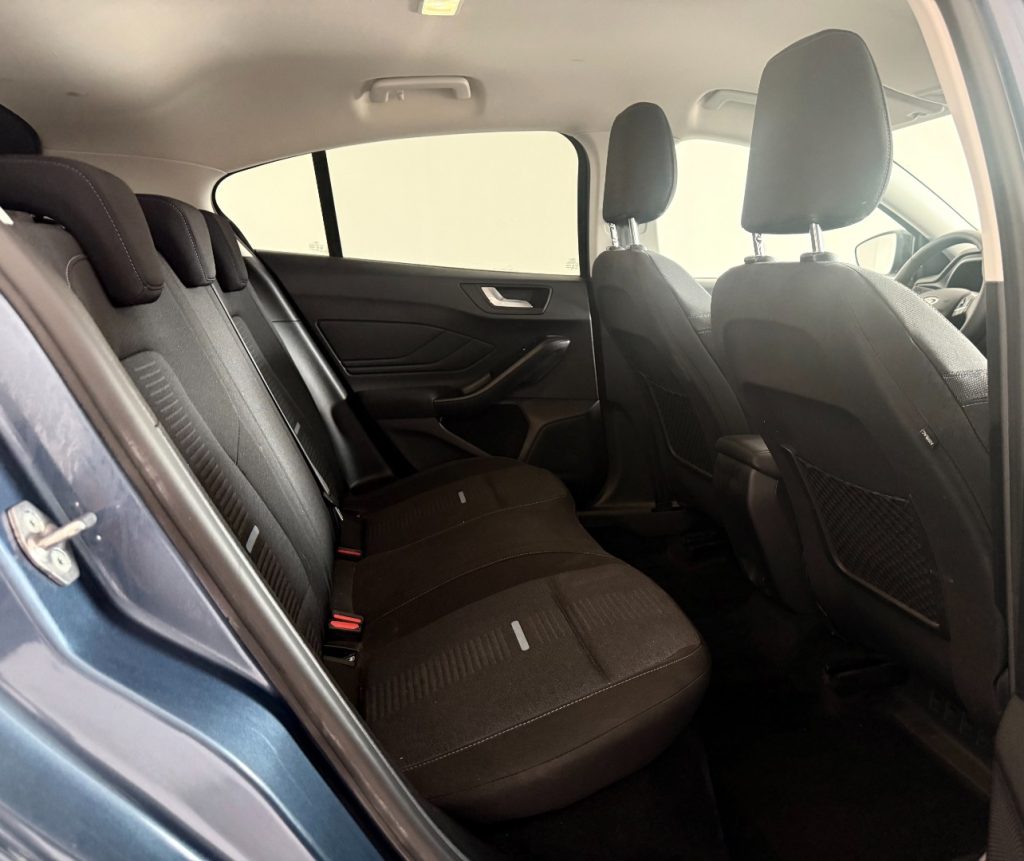 FORD Focus 1.0 EcoBoost Hybrid 125 CV 5p. Active - 23