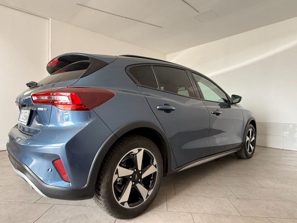 FORD Focus 1.0 EcoBoost Hybrid 125 CV 5p. Active - 6
