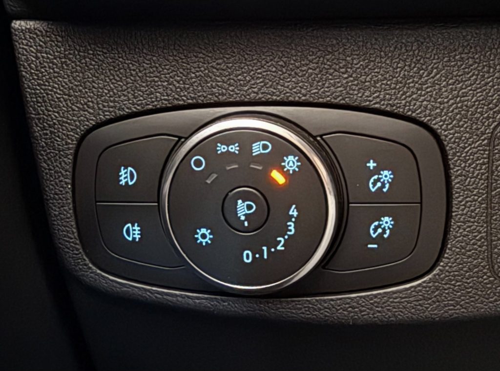 FORD Focus 1.0 EcoBoost Hybrid 125 CV 5p. Active - 16