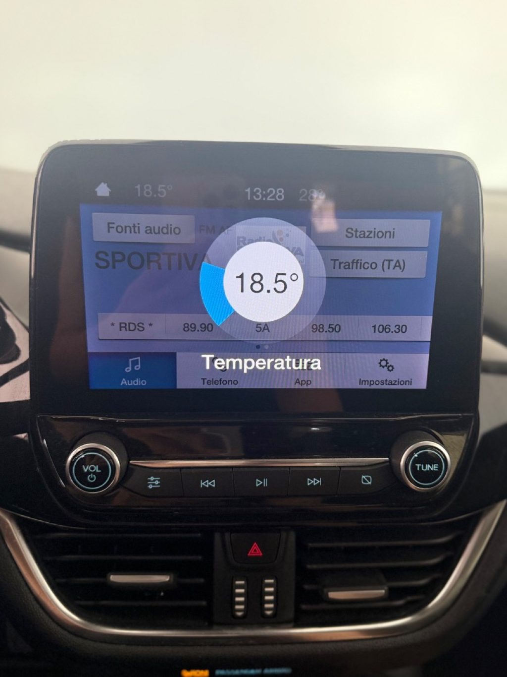 FORD Fiesta 1.0 Ecoboost Hybrid 125 CV 5 porte ST-Line X - 18