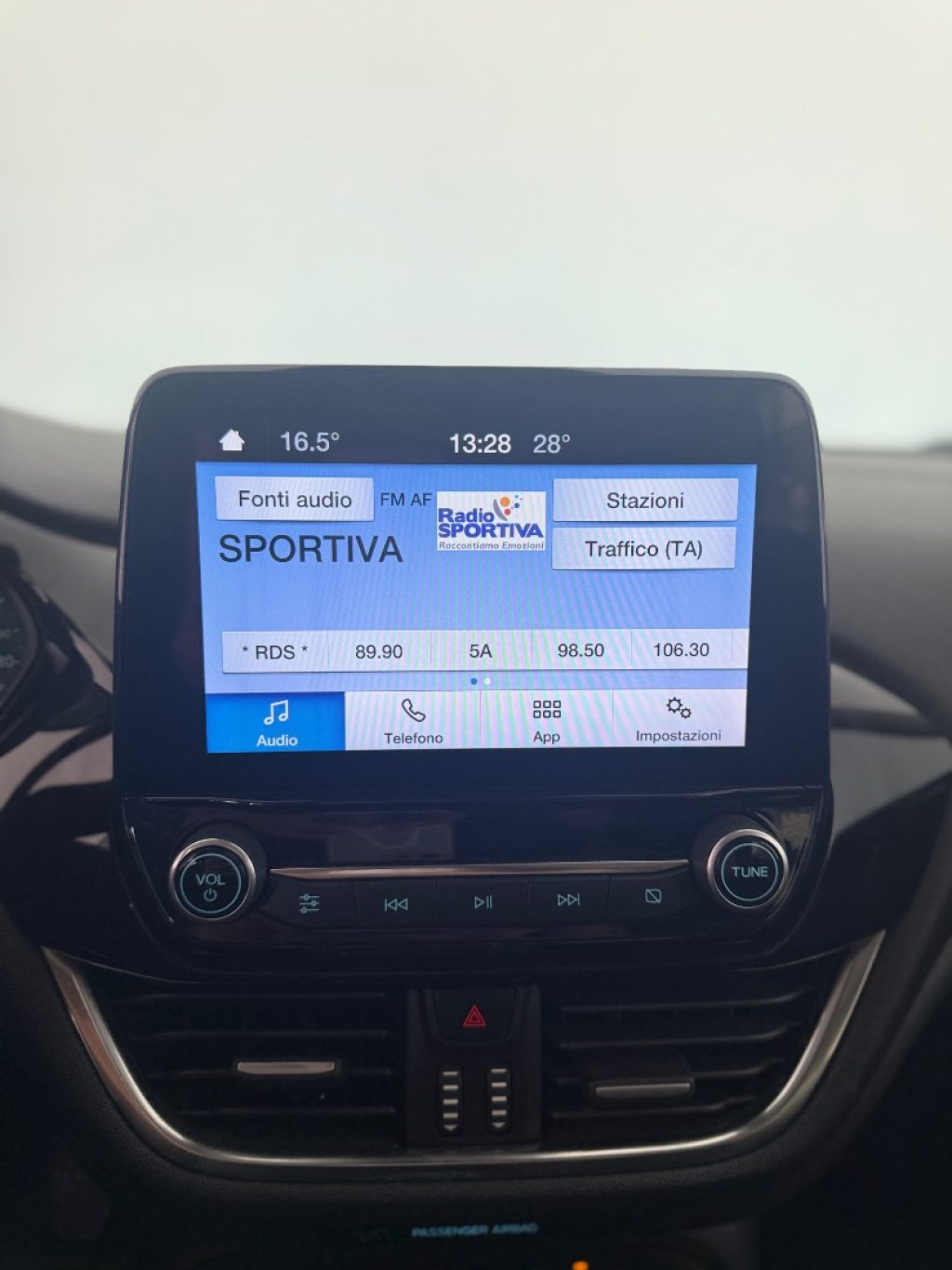 FORD Fiesta 1.0 Ecoboost Hybrid 125 CV 5 porte ST-Line X - 19