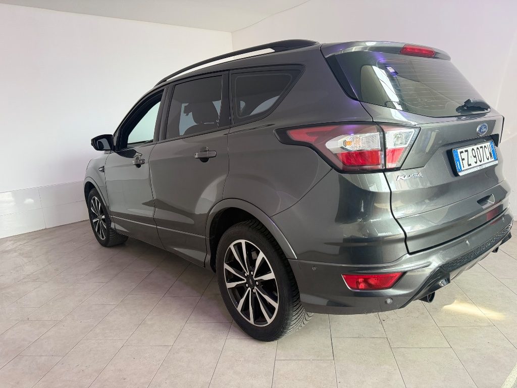 FORD Kuga 1.5 EcoBoost 120 CV S&S 2WD ST-Line - 10