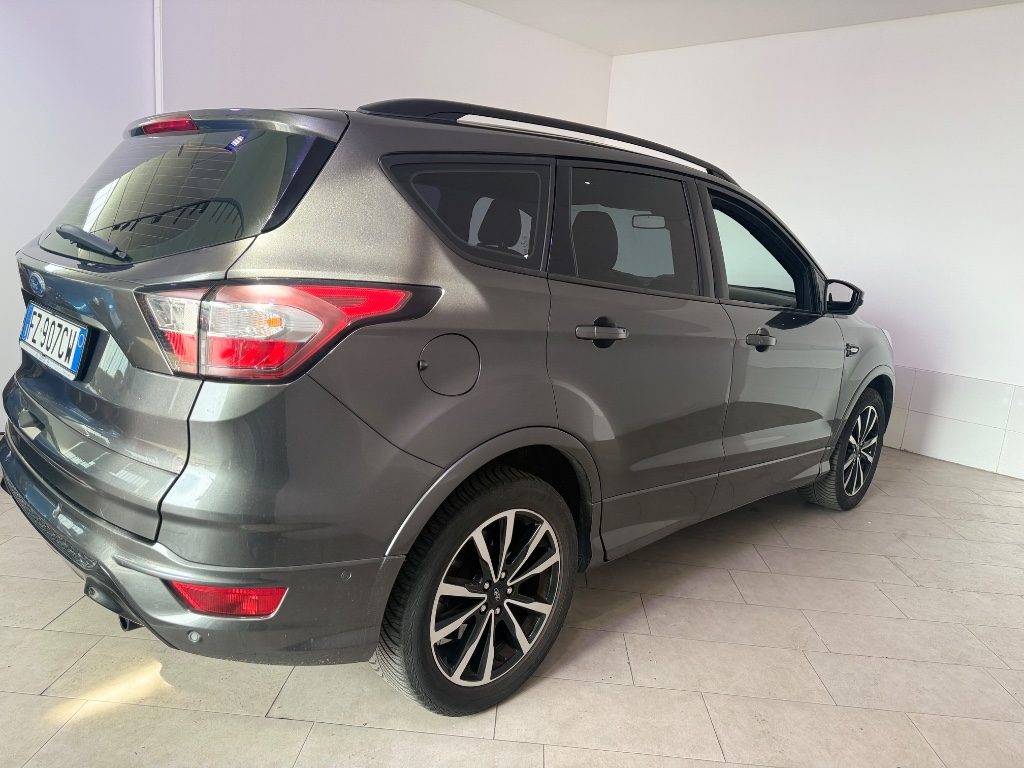 FORD Kuga 1.5 EcoBoost 120 CV S&S 2WD ST-Line - 11