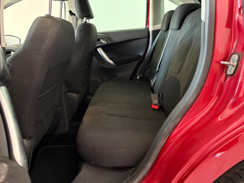 CITROEN C3 1.6 e-HDi 90 airdream Exclusive - 16