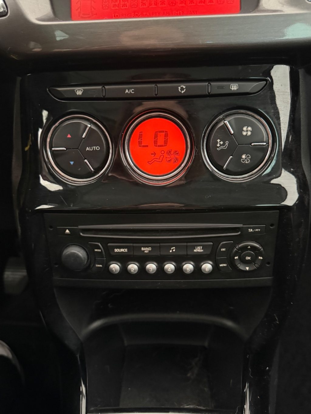 CITROEN C3 1.6 e-HDi 90 airdream Exclusive - 19