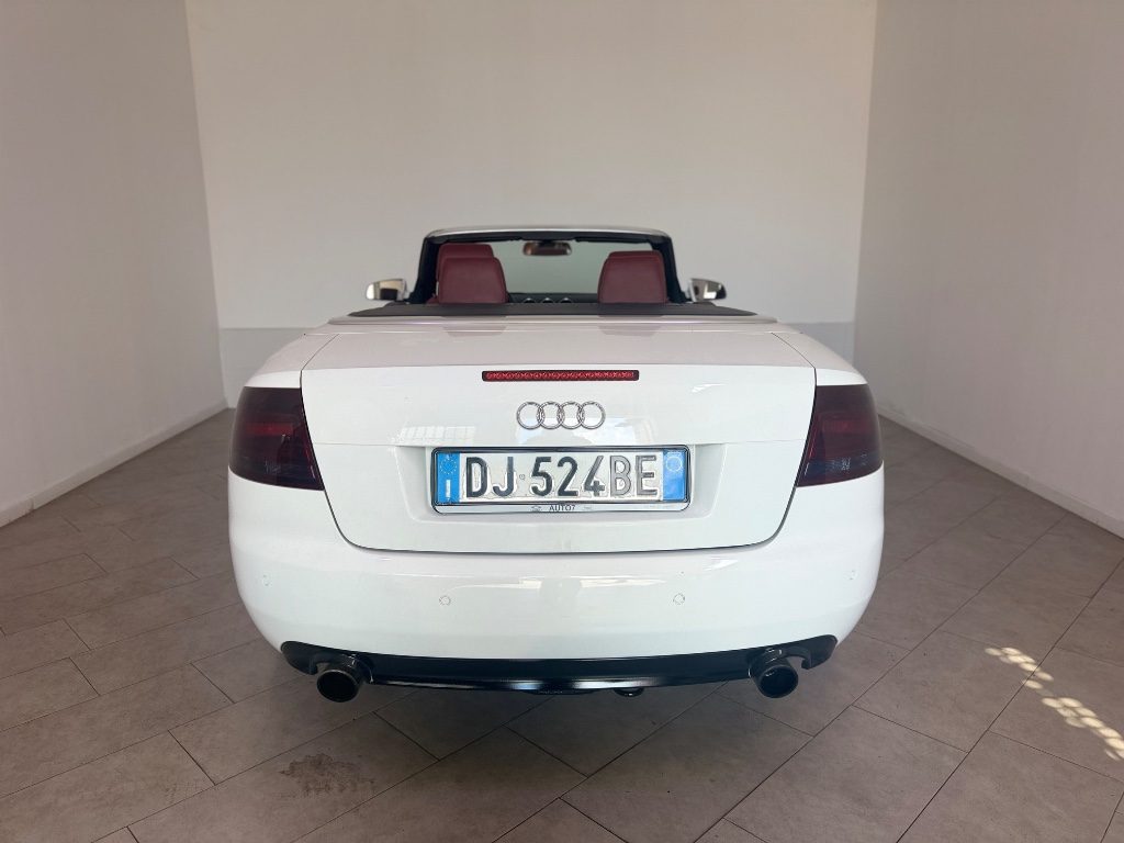 AUDI A4 Cabriolet 2.0 16V TFSI multitronic SLINE - 6