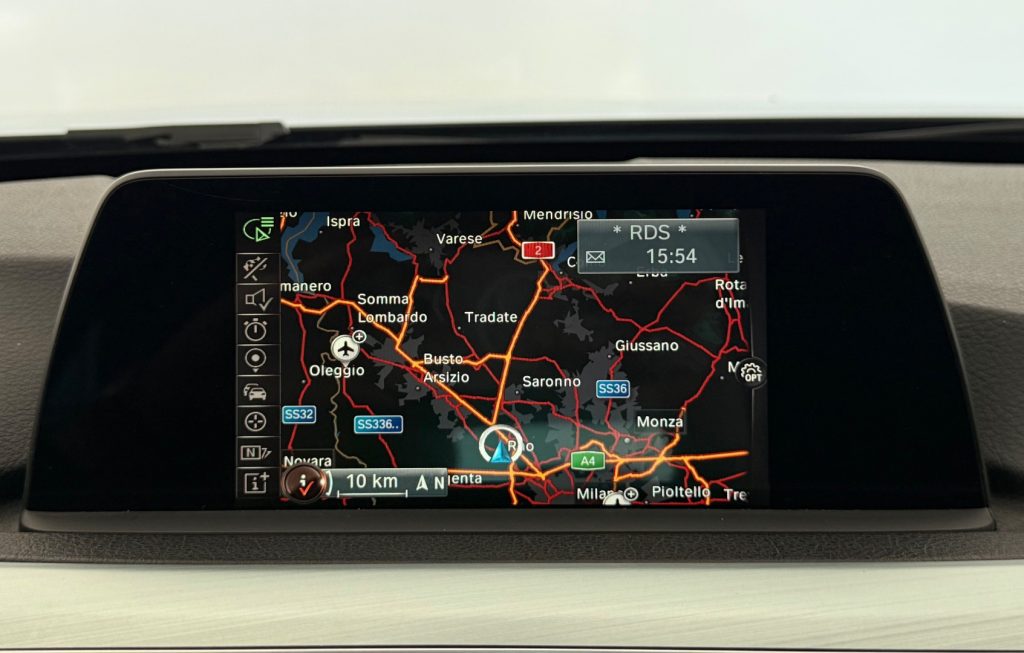 BMW 320 d xDrive Touring Luxury - 19