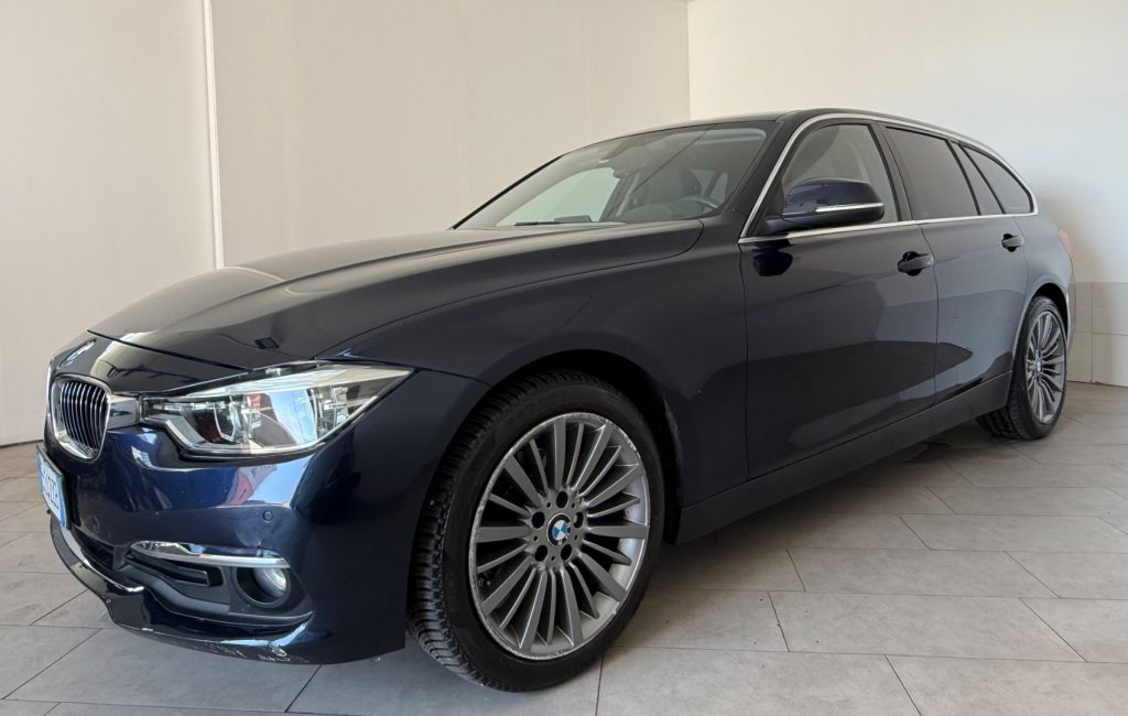 BMW 320 d xDrive Touring Luxury - 2