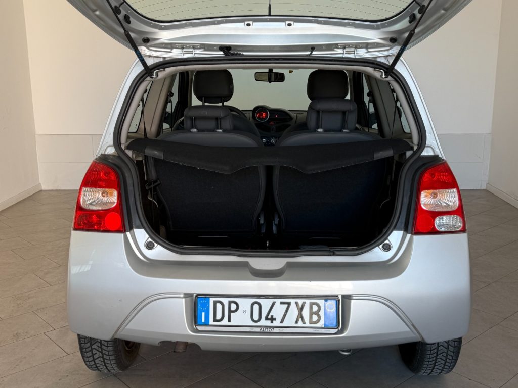 RENAULT Twingo 1.2 16V Initiale - 9
