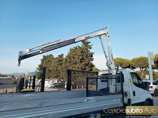 IVECO Daily Blanc Pastel