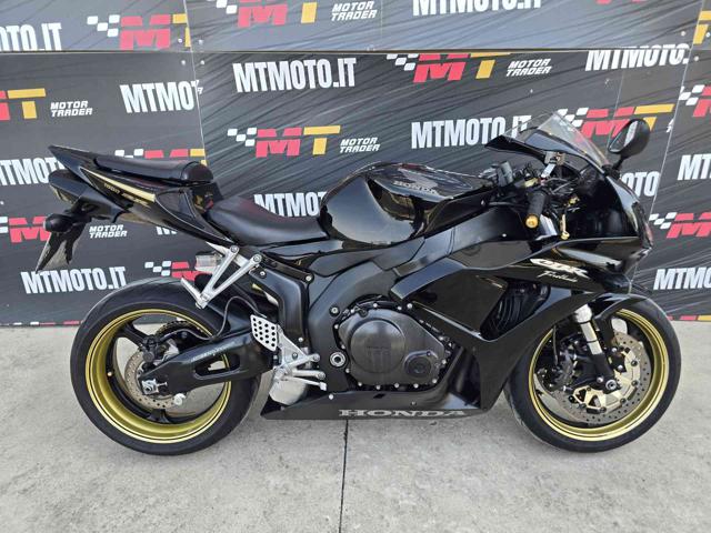 HONDA CBR 1000 RR Nero metallizzato