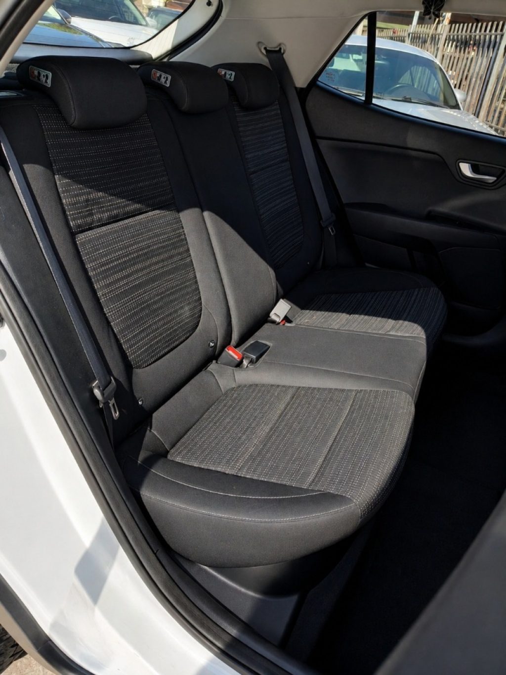 KIA Stonic 1.0 T-GDi 120 CV Style Navi Clima - 17