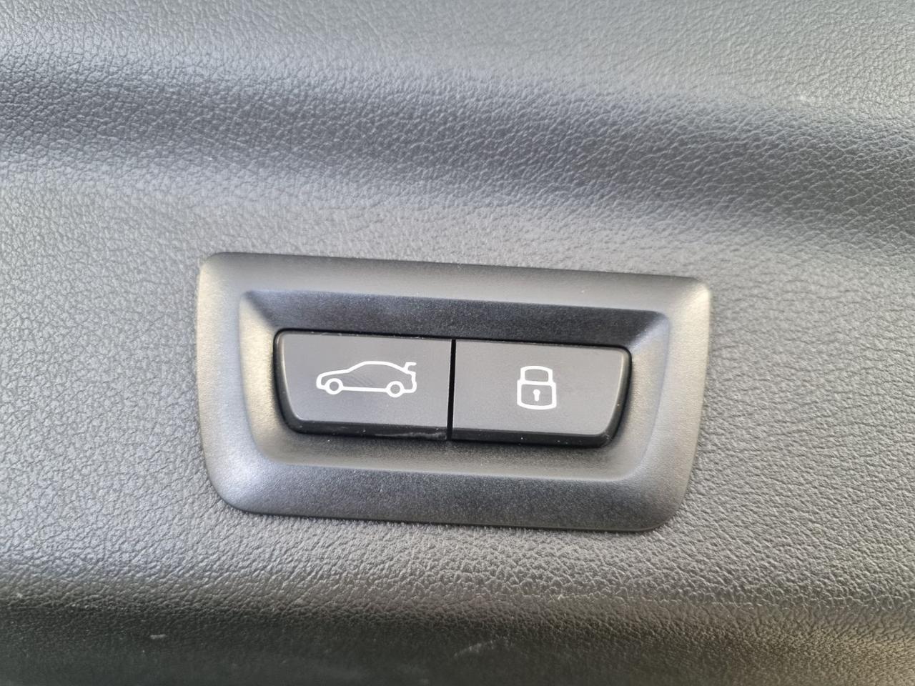 BMW X1 sDrive 18d xLine - 22