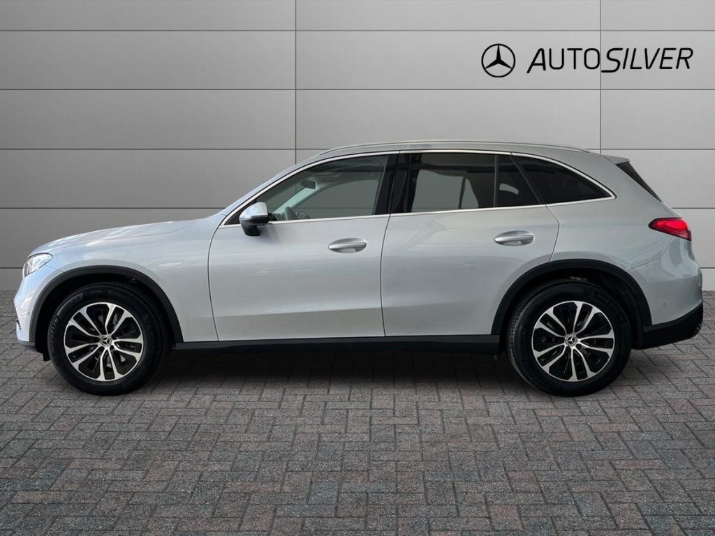 MERCEDES-BENZ GLC 200 d 4Matic Mild Hybrid Advanced - 6