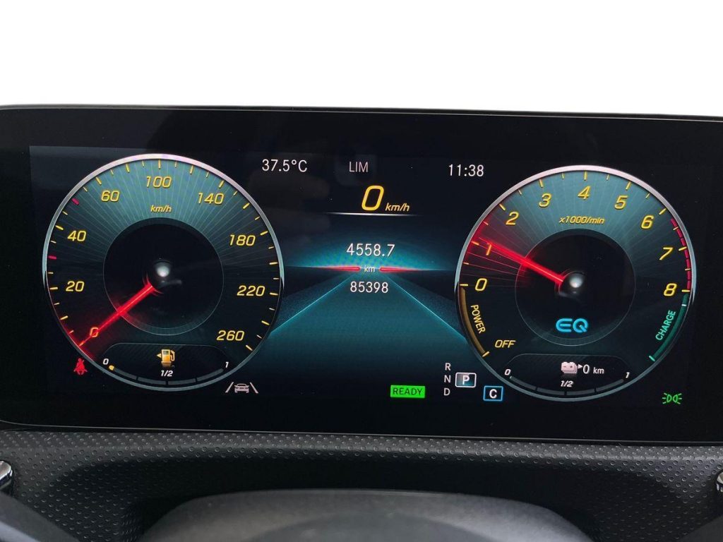 MERCEDES-BENZ A 250 e hybrid EQ Premium - 8