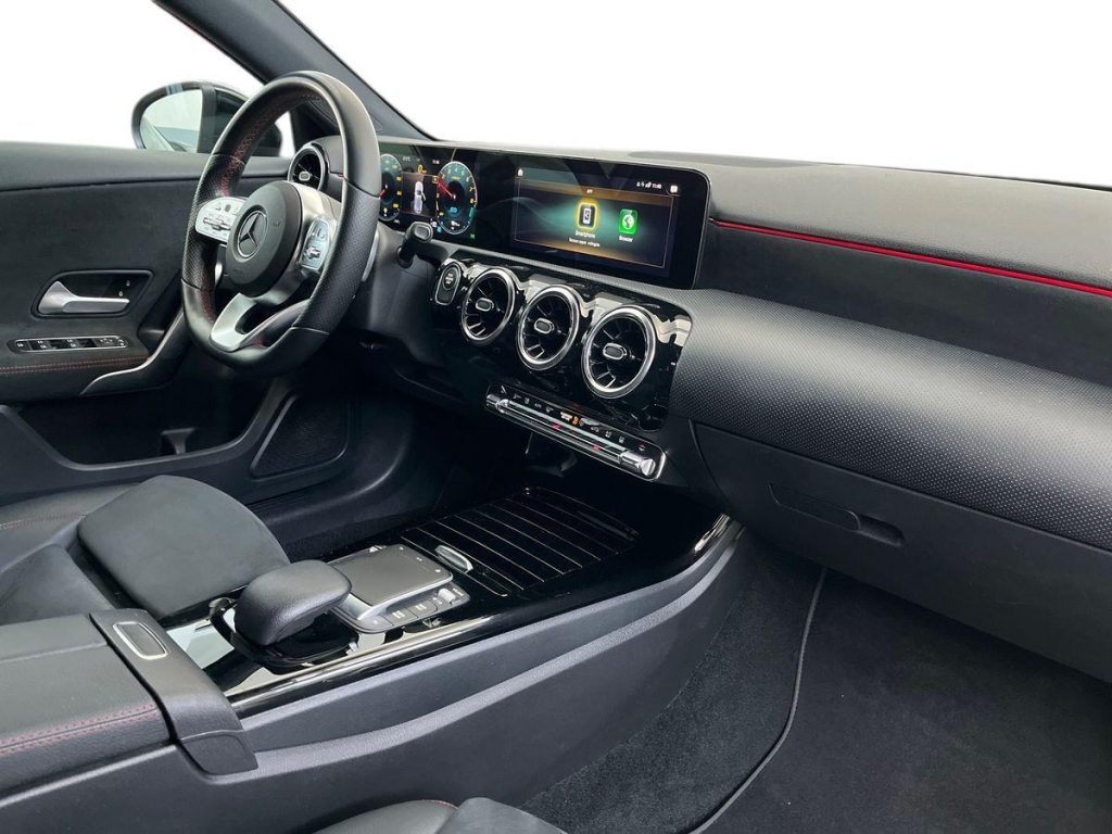 MERCEDES-BENZ A 250 e hybrid EQ Premium - 16