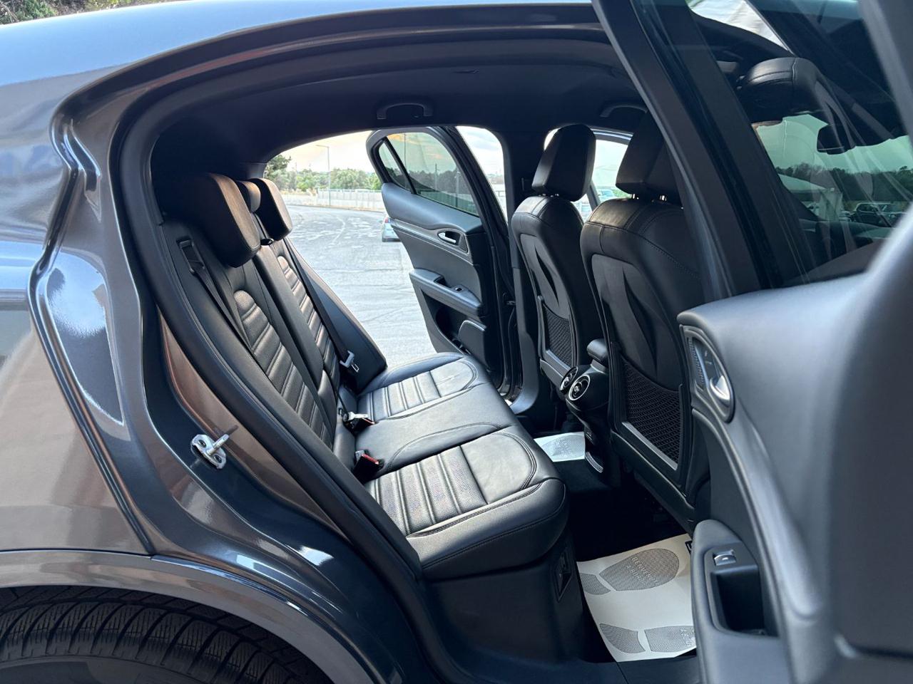 ALFA ROMEO Stelvio 2.2 Turbodiesel 210CV AT8 Q4 Veloce - 11