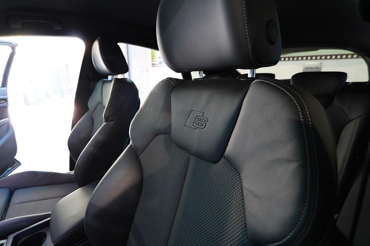AUDI Q5 40 TDI Sportback Quattro S-Tronic Identity Black - 40