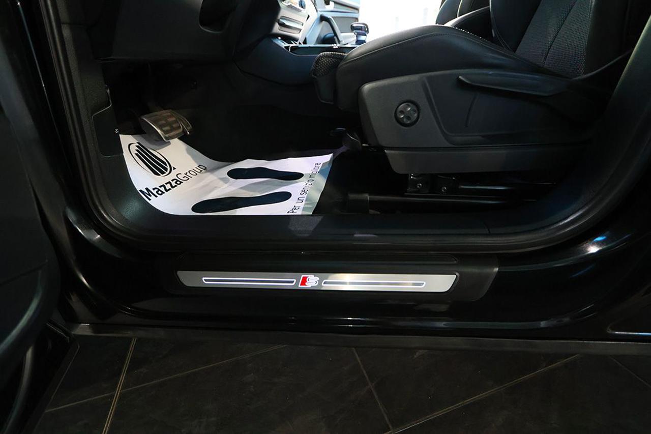 AUDI Q5 40 TDI Sportback Quattro S-Tronic Identity Black - 38
