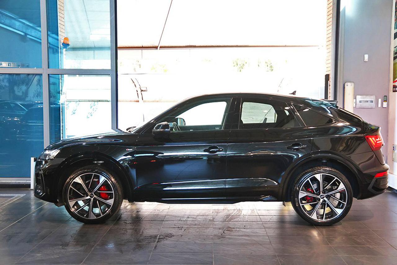 AUDI Q5 40 TDI Sportback Quattro S-Tronic Identity Black - 3