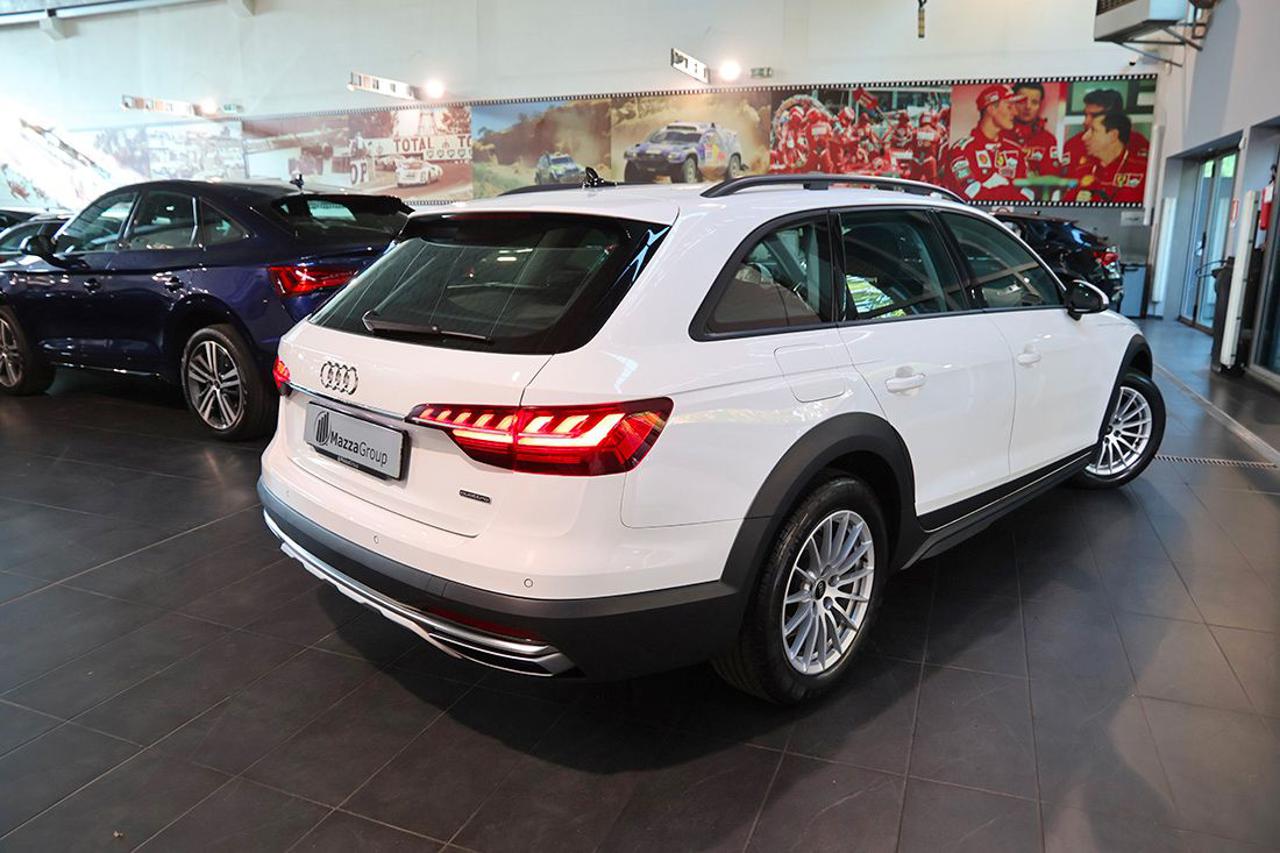 AUDI A4 allroad 40 TDI S-Tronic Business Evolution - 9