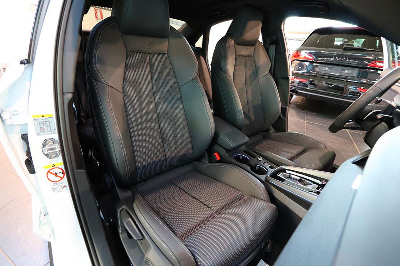 AUDI A3 35 TDI Sedan S-Tronic S-Line - 16