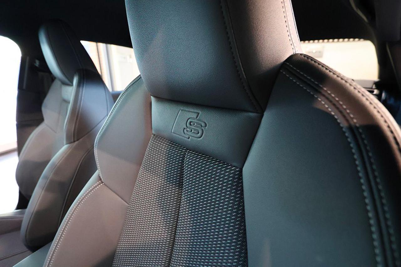 AUDI A3 35 TDI Sedan S-Tronic S-Line - 43