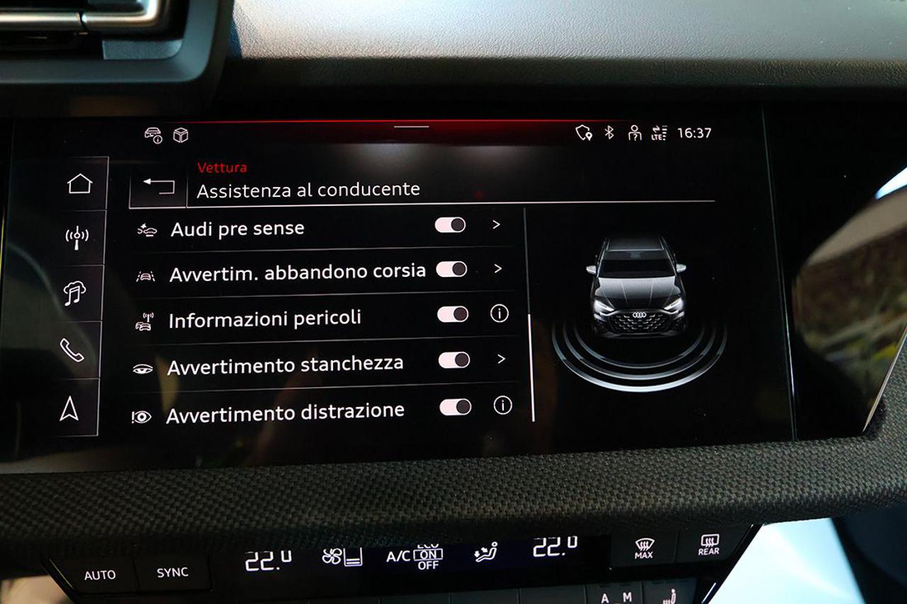 AUDI A3 35 TDI Sedan S-Tronic S-Line - 31