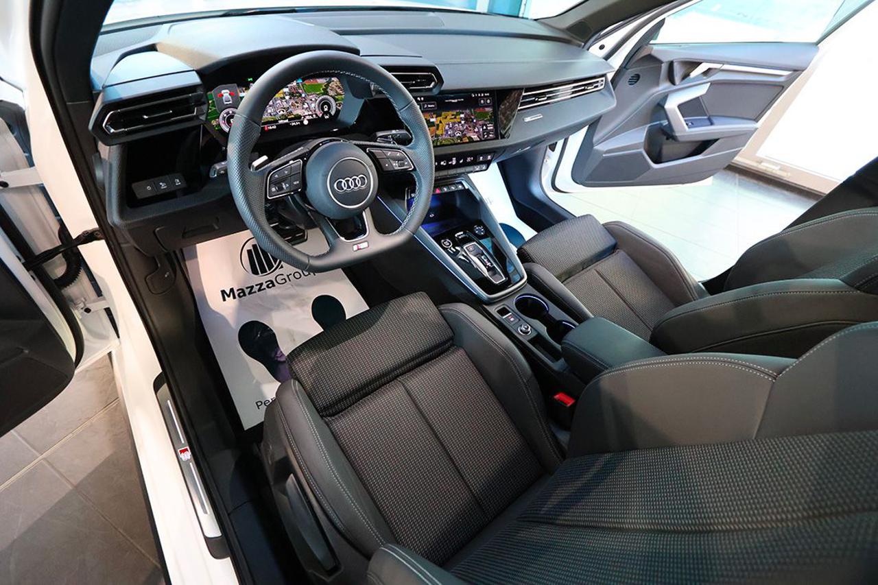 AUDI A3 35 TDI Sedan S-Tronic S-Line - 13