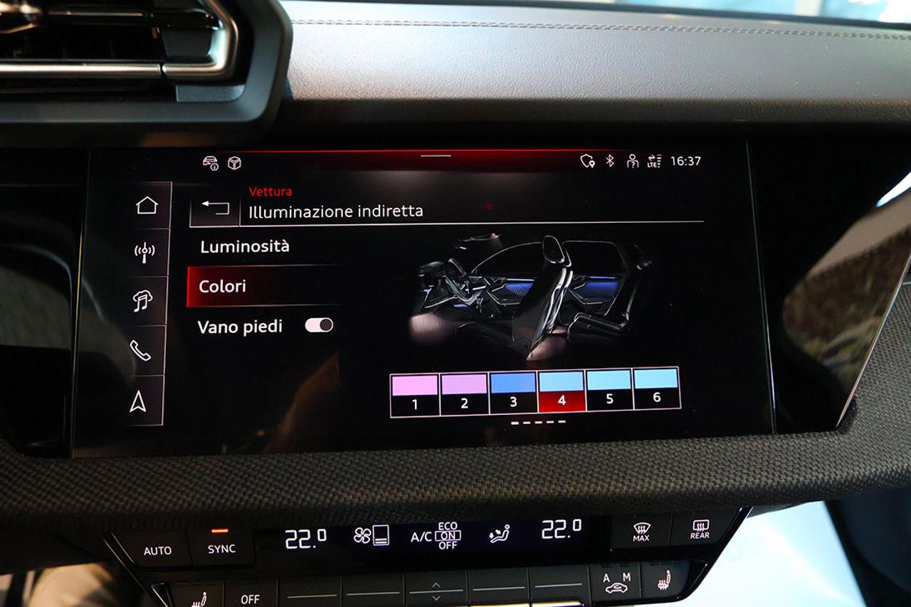 AUDI A3 35 TDI Sedan S-Tronic S-Line - 29