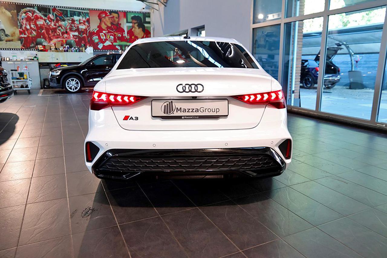 AUDI A3 35 TDI Sedan S-Tronic S-Line - 8